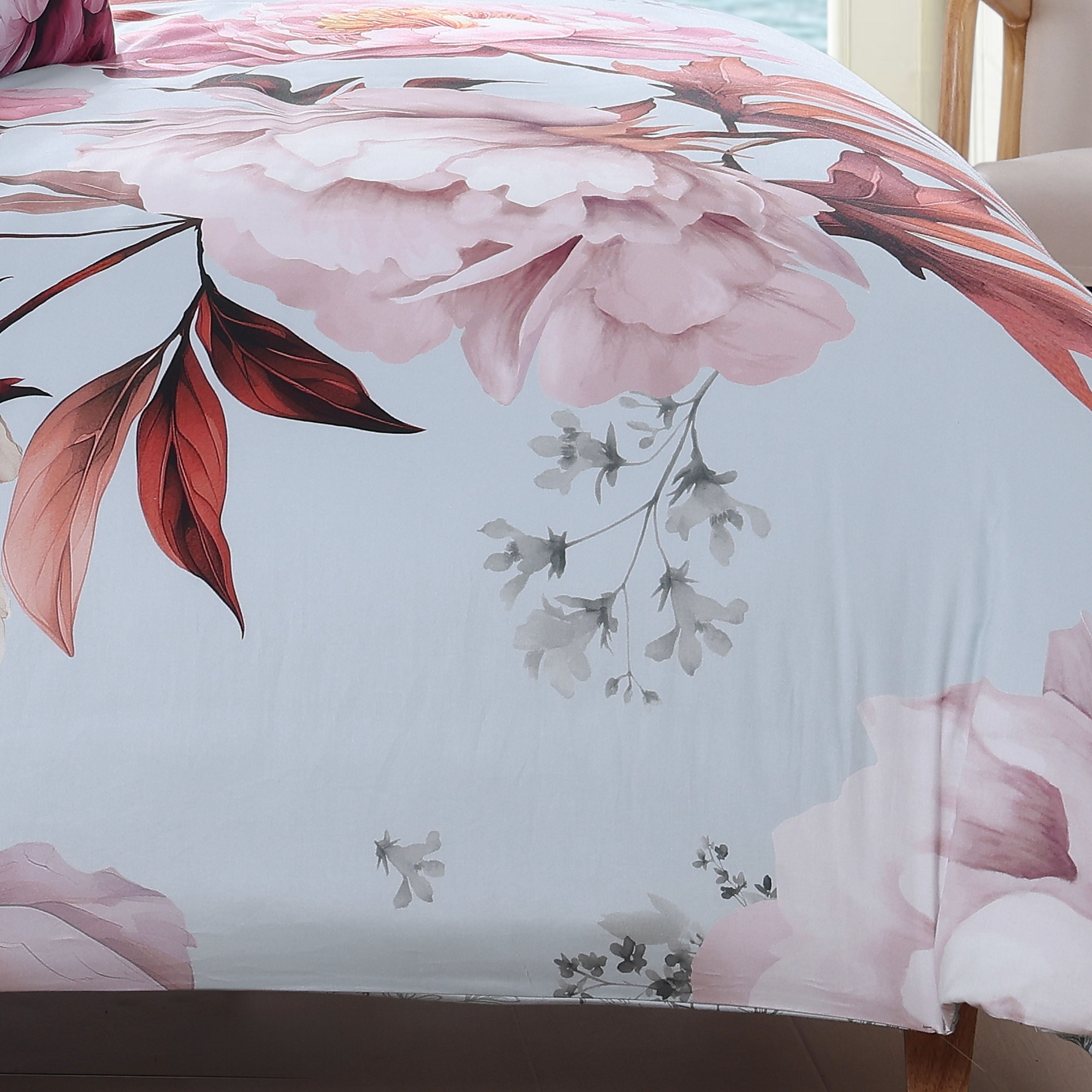 Bebejan Blooming Peonies 5 Piece Reversible Comforter Set