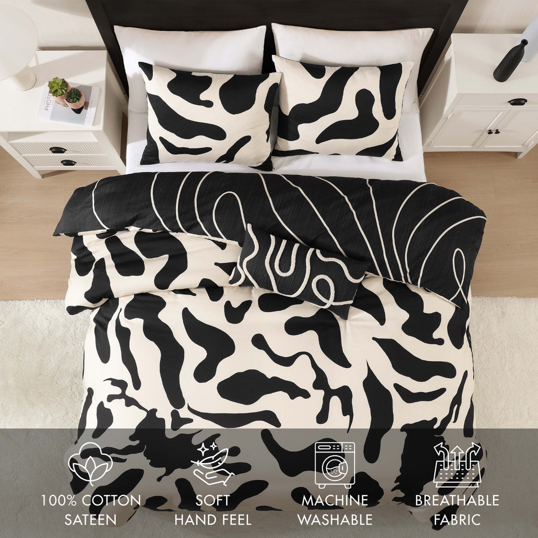 BebeTeen Ebony and Ivory Reversible Comforter Set