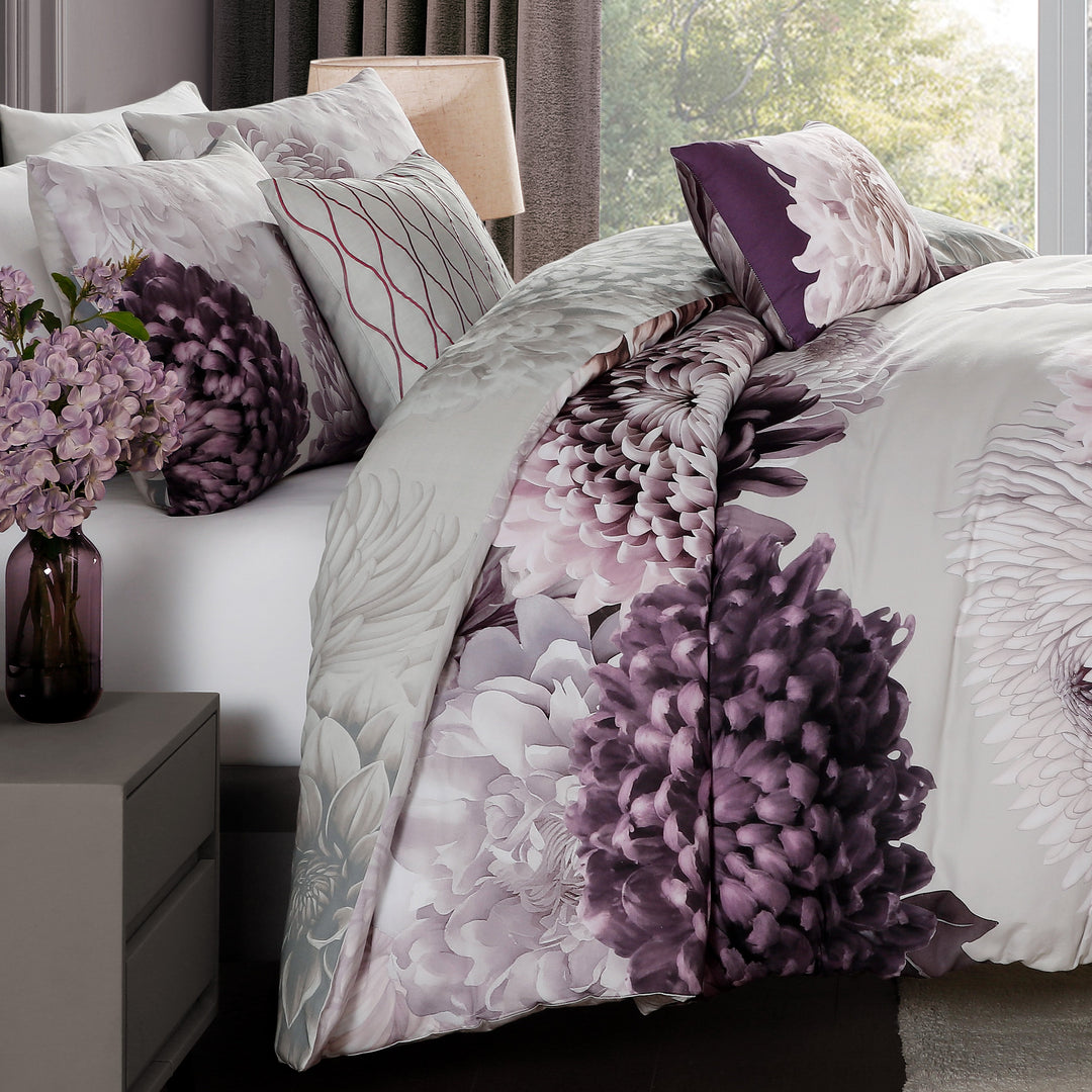 Bebejan Dahlia 5 Piece Reversible Comforter Set