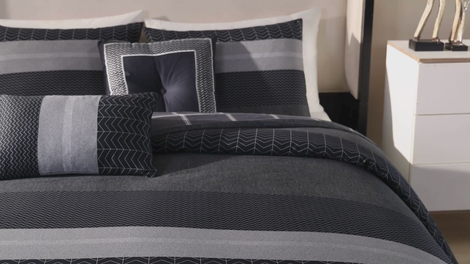 Load video: Bebejan Kyle Black 5 Piece Reversible Comforter Set