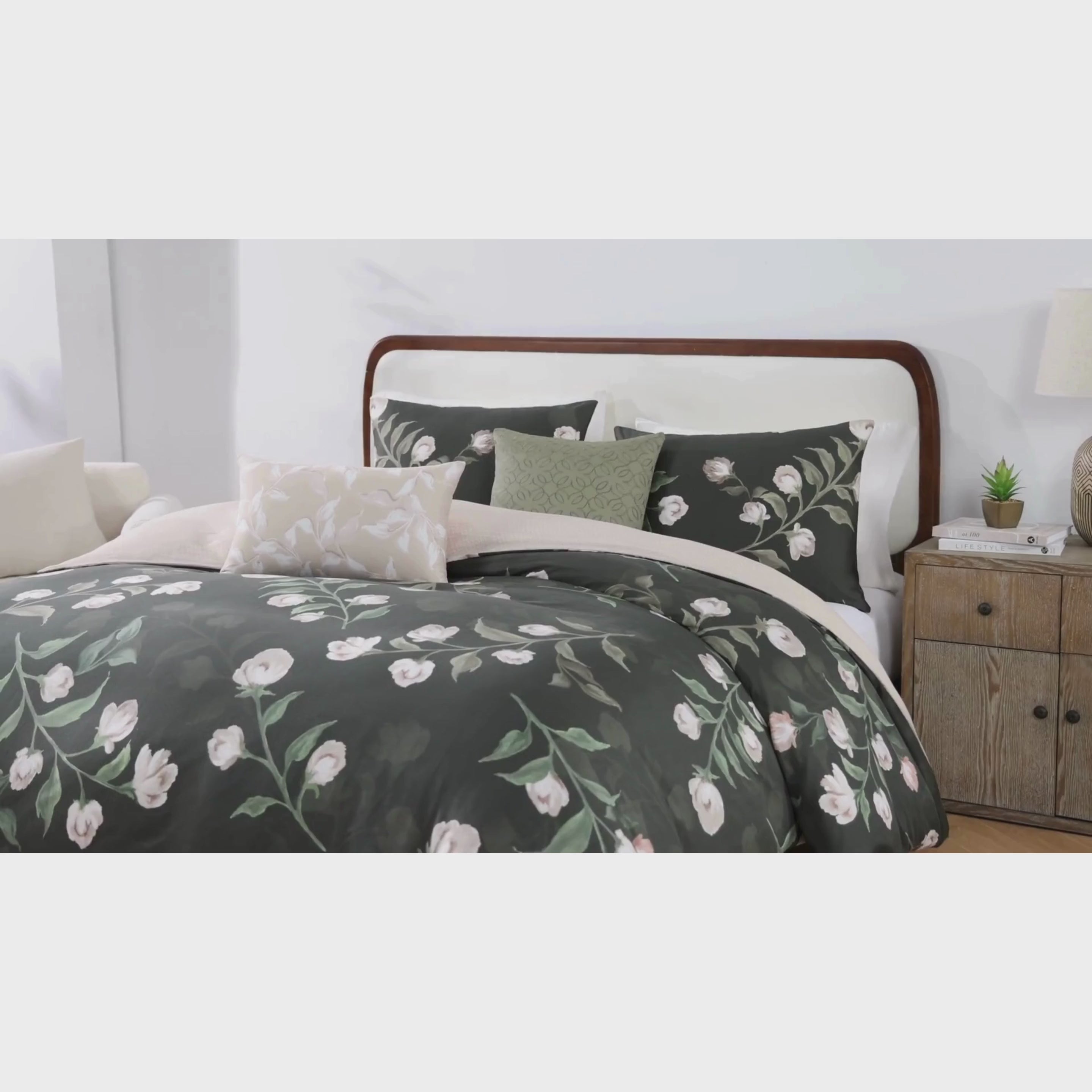 Bebejan Jasmine Flowers 5 Piece Reversible Comforter Set