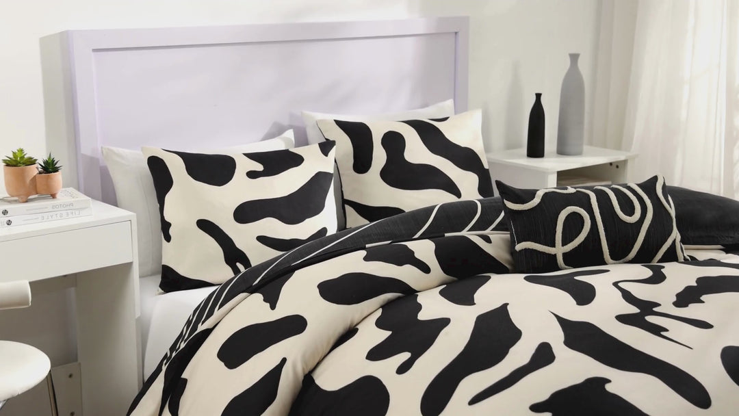 BebeTeen Ebony and Ivory Reversible Comforter Set
